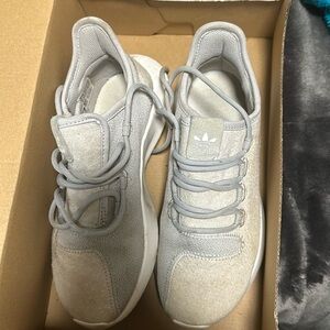 Adidas sneakers used , just look get get rid of will take any offer